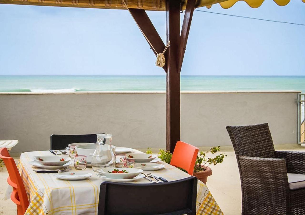 دونّالوكاتا Arisa -Terrazza Privata 60 Mq Sulla Spiaggia المظهر الخارجي الصورة